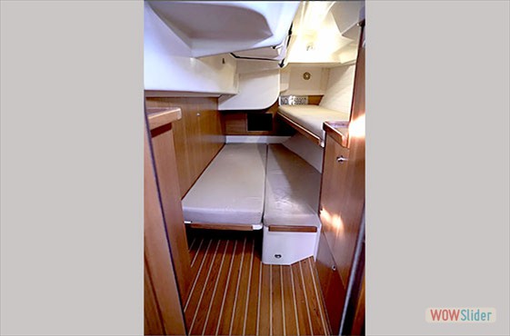 Stern Port Stateroom Stern Port Stateroom